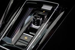 2025 Volkswagen Golf 110TSI R-Line