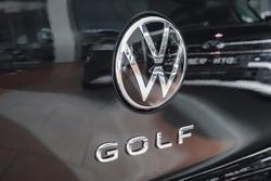 2025 Volkswagen Golf 110TSI R-Line