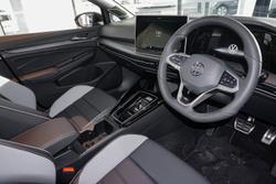 2025 Volkswagen Golf 110TSI R-Line