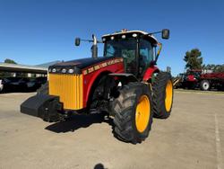 2018 Versatile 320