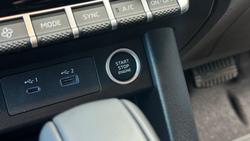 2025 Mitsubishi Triton GSR