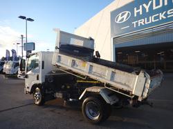 2021 ISUZU NPR 45/155