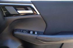 2024 Mitsubishi Outlander ES