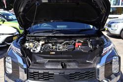 2024 Mitsubishi Outlander ES