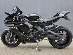 2023 Yamaha YZF-R1 R1 Black