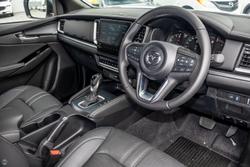 2025 Mazda BT-50 GT