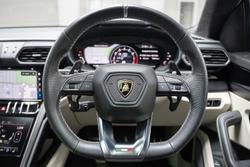 2022 Lamborghini Urus