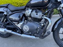2026 Royal Enfield SUPER METEOR 650 Astral Black