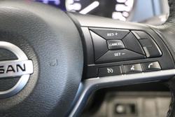 2023 Nissan Navara ST-X