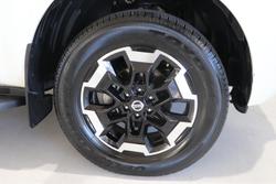 2023 Nissan Navara ST-X