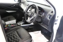 2023 Nissan Navara ST-X