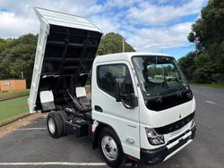 2025 Fuso Canter 615 Tipper White