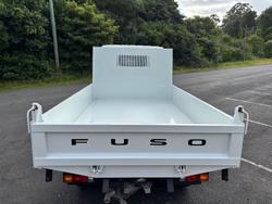 2025 Fuso Canter 615 Tipper White