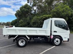 2025 Fuso Canter 615 Tipper White