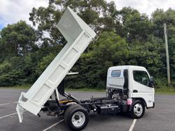 2025 Fuso Canter 615 Tipper White