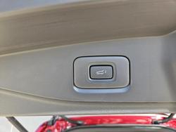 2025 Isuzu MU-X LS-T