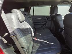 2025 Isuzu MU-X LS-T