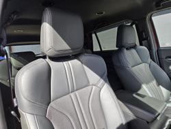 2025 Isuzu MU-X LS-T