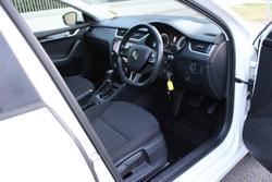 2019 SKODA Octavia 110TSI NE MY19 Moon White