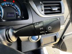 2014 Toyota Camry Hybrid H AVV50R Silver Pearl