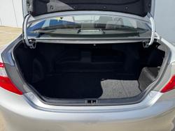 2014 Toyota Camry Hybrid H AVV50R Silver Pearl