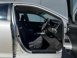 2014 Toyota Camry Hybrid H AVV50R Silver Pearl