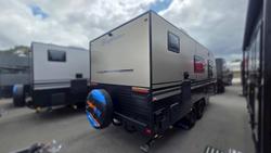 2026 Supreme 2000_R_K1e1_T Classic Tourer 20'