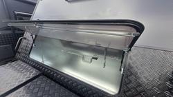 2026 Supreme 2000_R_K1e1_T Classic Tourer 2000