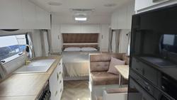 2026 Supreme 2000_R_K1e1_T Classic Tourer 2000