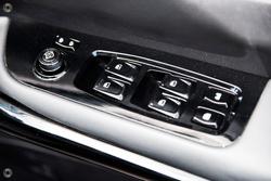 2025 Mahindra XUV700 AX7L Dazzling Silver