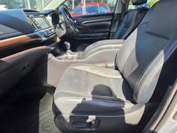 2015 Toyota Kluger Grande