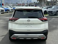 2025 Nissan X-TRAIL TI