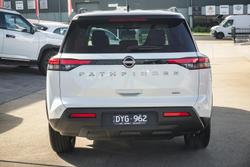 2024 Nissan Pathfinder Ti