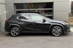 2023 Lexus UX 250h Luxury