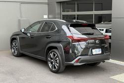 2023 Lexus UX 250h Luxury