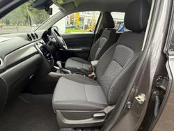 2026 Suzuki Vitara Turbo Hybrid LY Series II Titan Dark Grey