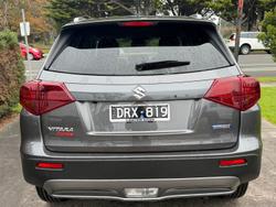 2026 Suzuki Vitara Turbo Hybrid LY Series II Titan Dark Grey