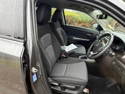 2026 Suzuki Vitara Turbo Hybrid LY Series II Titan Dark Grey