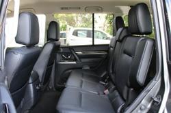 2013 Mitsubishi Pajero