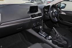 2017 Mazda 3 Maxx