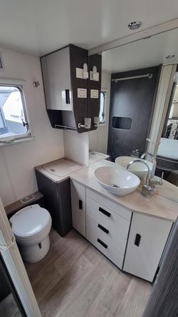 2021 Jayco Journey Outback 21.66-3 Ob