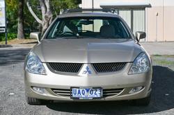 2004 Mitsubishi Verada Ei KW Gold