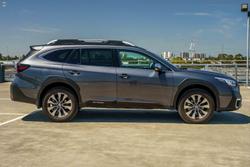 2025 Subaru Outback AWD Touring