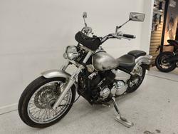 2013 YAMAHA XVS650 V-STAR CUSTOM Silver