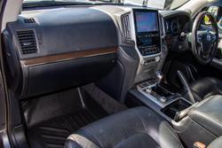 2020 Toyota Landcruiser Sahara