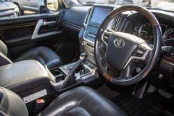 2020 Toyota Landcruiser Sahara