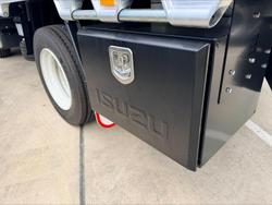 2026 Isuzu N Series NPR 45/65-175 MT D28 Tradepack