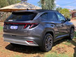 2025 Hyundai Tucson Hybrid Premium