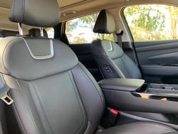 2025 Hyundai Tucson Hybrid Premium