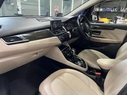 2016 BMW 2 Series 220i Luxury Line F45 Imperial Blue Brilliant Effect